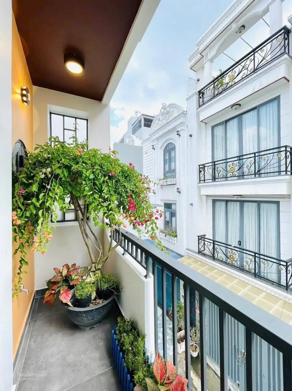Bán nhà riêng tại đường nguyễn kiệm, giá cực chất 4,25 tỷ, dt 43,46m2, 5 tầng