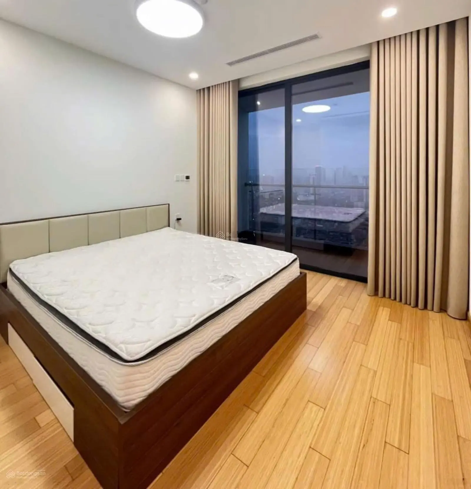 CHÍNH CHỦ BÁN CC BOOYOUNG CT7 - MỖ LAO - HÀ ĐÔNG. DT 100M 3 NGỦ. ĐẦY ĐỦ NỘI THẤT. GIÁ THẬT 4,9 TỶ