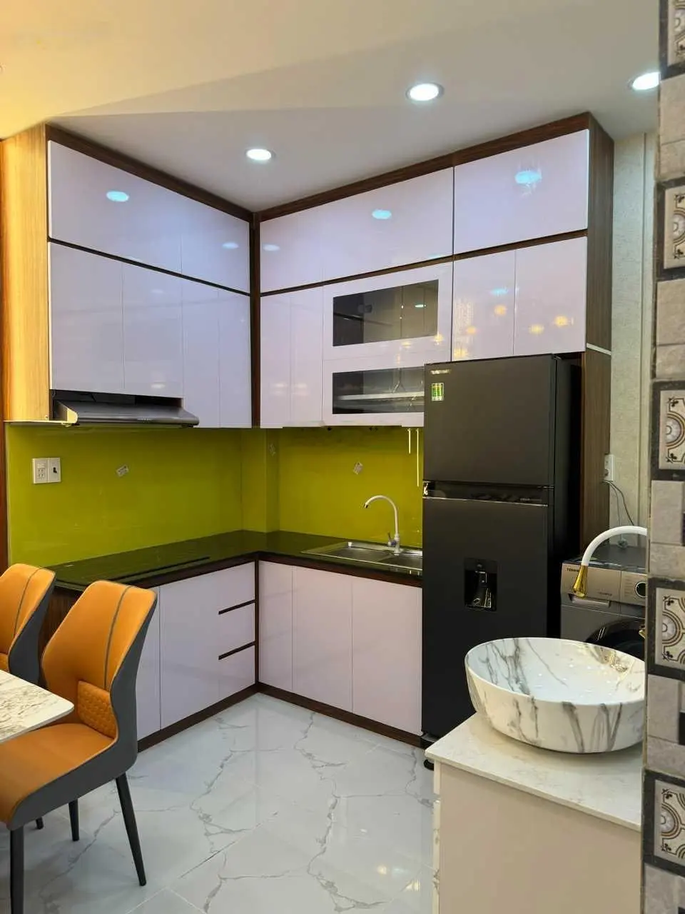 Nhà mới đẹp lộng lẫy trung tâm Lê Văn Sỹ, 2PN, 3WC, P12, Q3