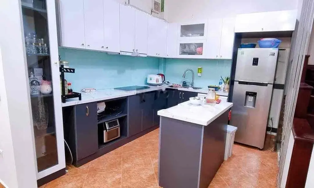 Bán nhà phố Vân Đồn - Cách 1 nhà ra phố - 40m2 - 5 tầng. Giá: 5,7 tỷ