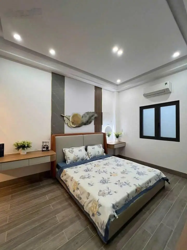 Nhà đẹp Phan Xích Long 75m2, 2 tầng 3PN-3WC giá 2ty450 - SHR -Nằm gần các tiện ích, khu ẩm thực PXL