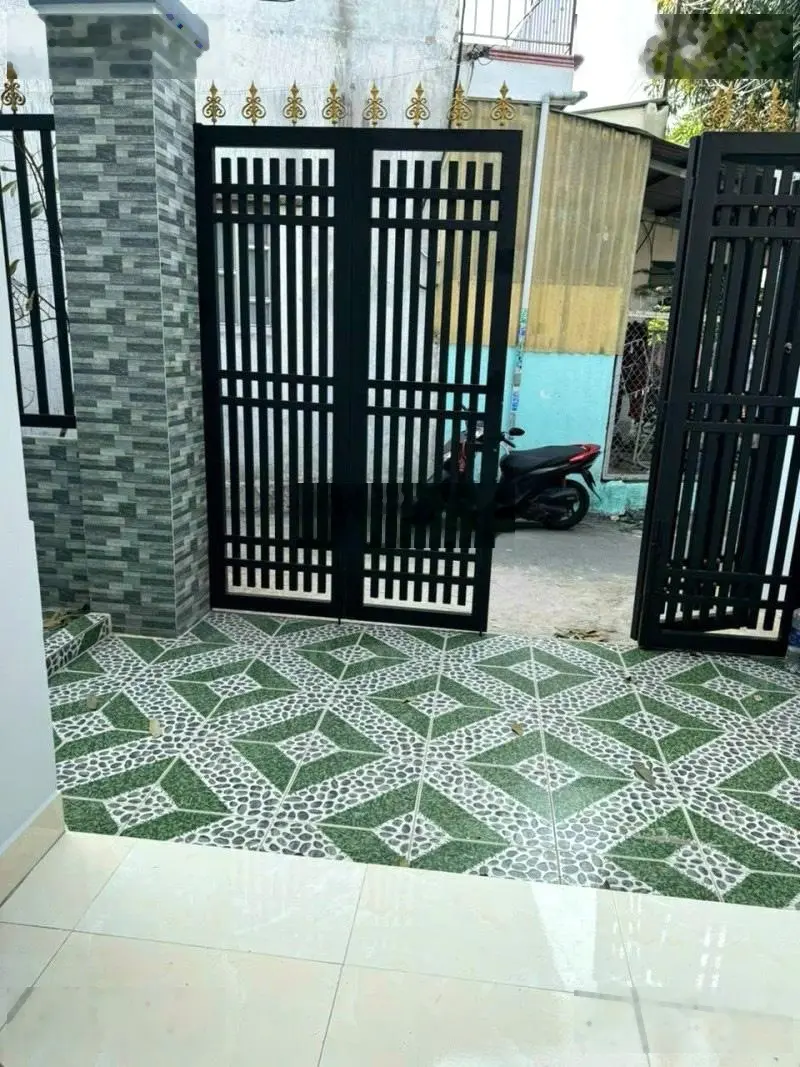 Định cư bán nhà 2 tầng hẻm xe hơi 91m2, 5*18m chỉ 4 tỷ nhỉnh gần UBND Linh Xuân Thủ Đức giá tốt