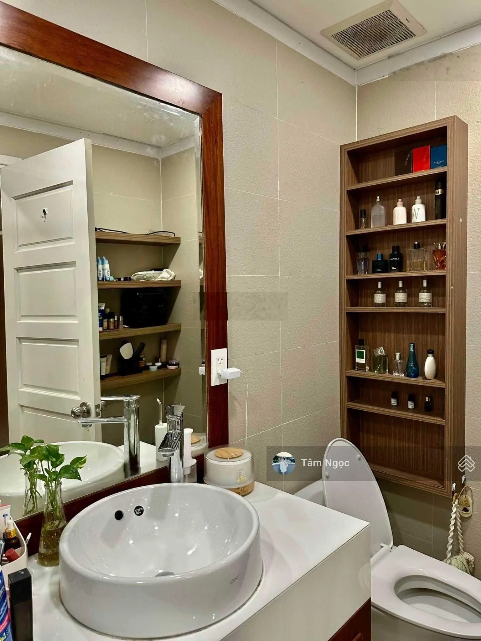 Chủ nhà nợ bank cần ra gấp CC Sunrise City Q. 7 - DT 105.75m2 - 2PN, 2WC