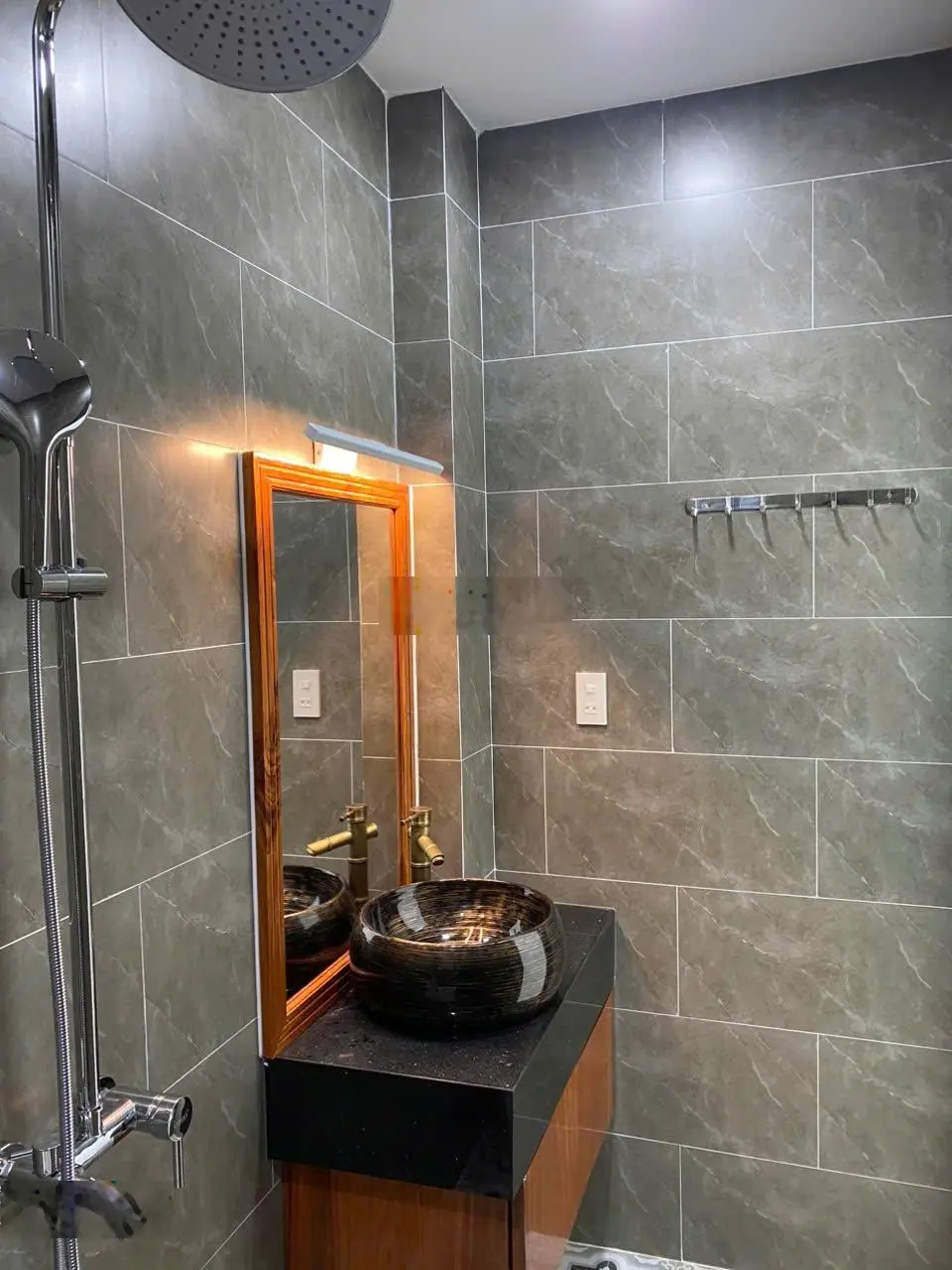 Gởi ae bán gúp 3 căn nhà mới đúc mới tinh mặt tiền đường mai an tiêm phường vĩnh phước hh 70tr/ căn