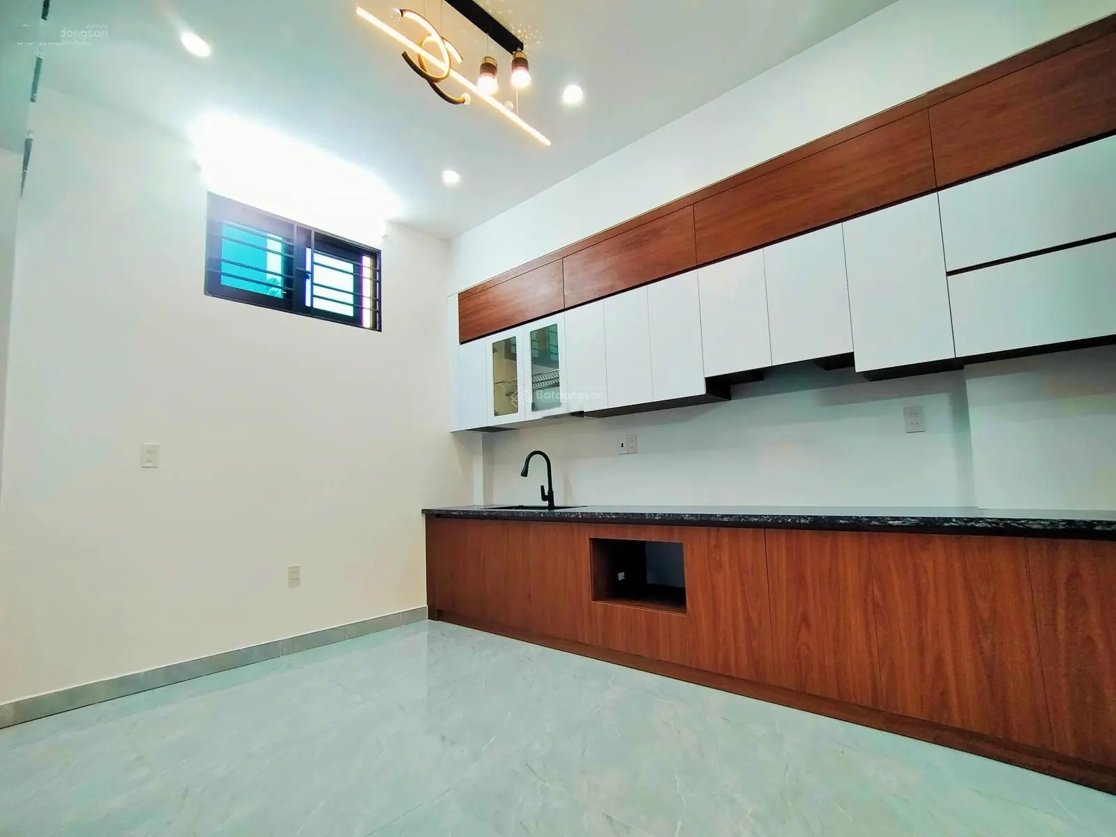 Nhà Đẹp Độc Lập Toạ Lạc Tại Trung Tâm Hành Chính Thị Trấn An Dương Hải Phòng
