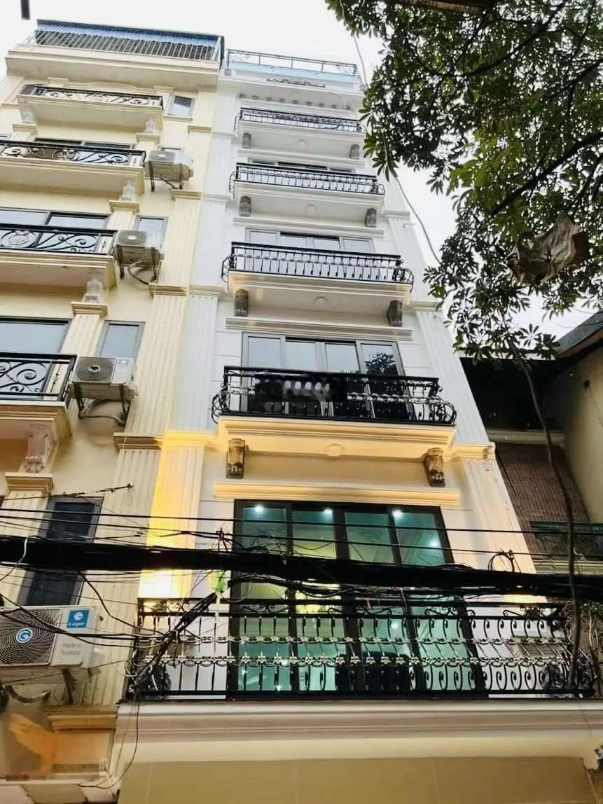 Bán nhà Đường Nguyễn Trãi, Ô tô Thang Máy, Giá Tốt