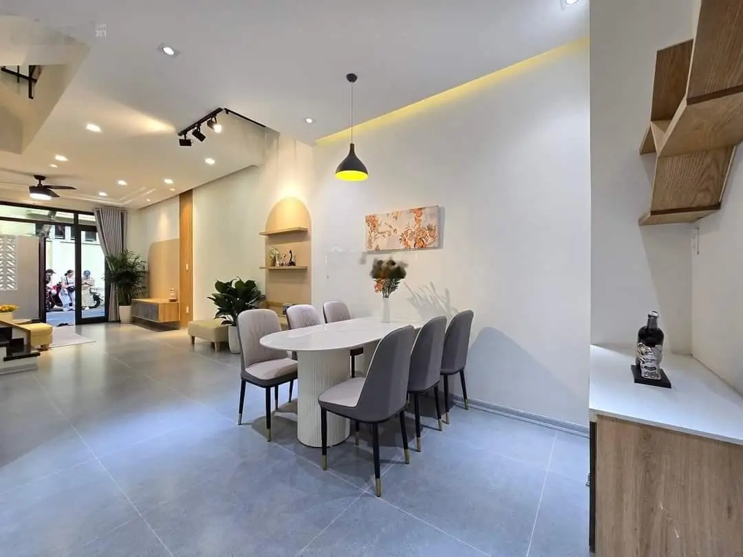 Sở hữu nhanh nhà vip - Diện tích lớn 95m2 - 3tỷ570 An Dương Vương, P.4, Q.5. Thuê 34 triệu. SHR.