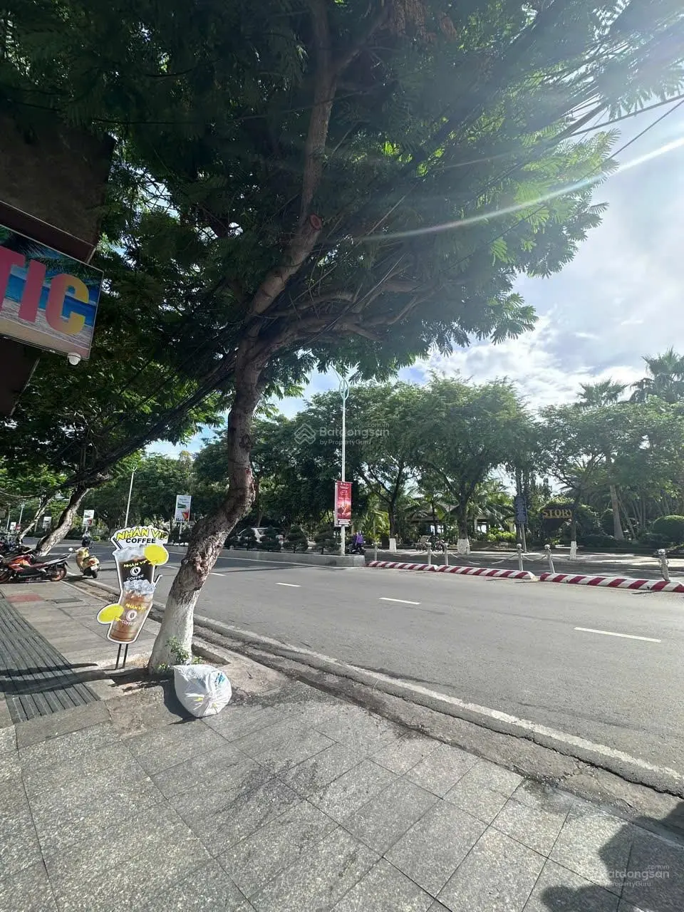 Bán nhà 4 tầng hẻm ô tô 98B Trần Phú cách Biển chỉ 20m