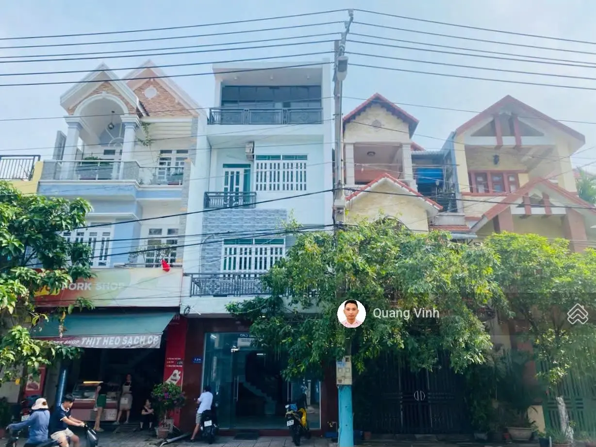 Nhà trung tâm hành chính Dĩ An, sổ riêng hoàn công, gần BigC Go, T2363 Dĩ An Bình Dương