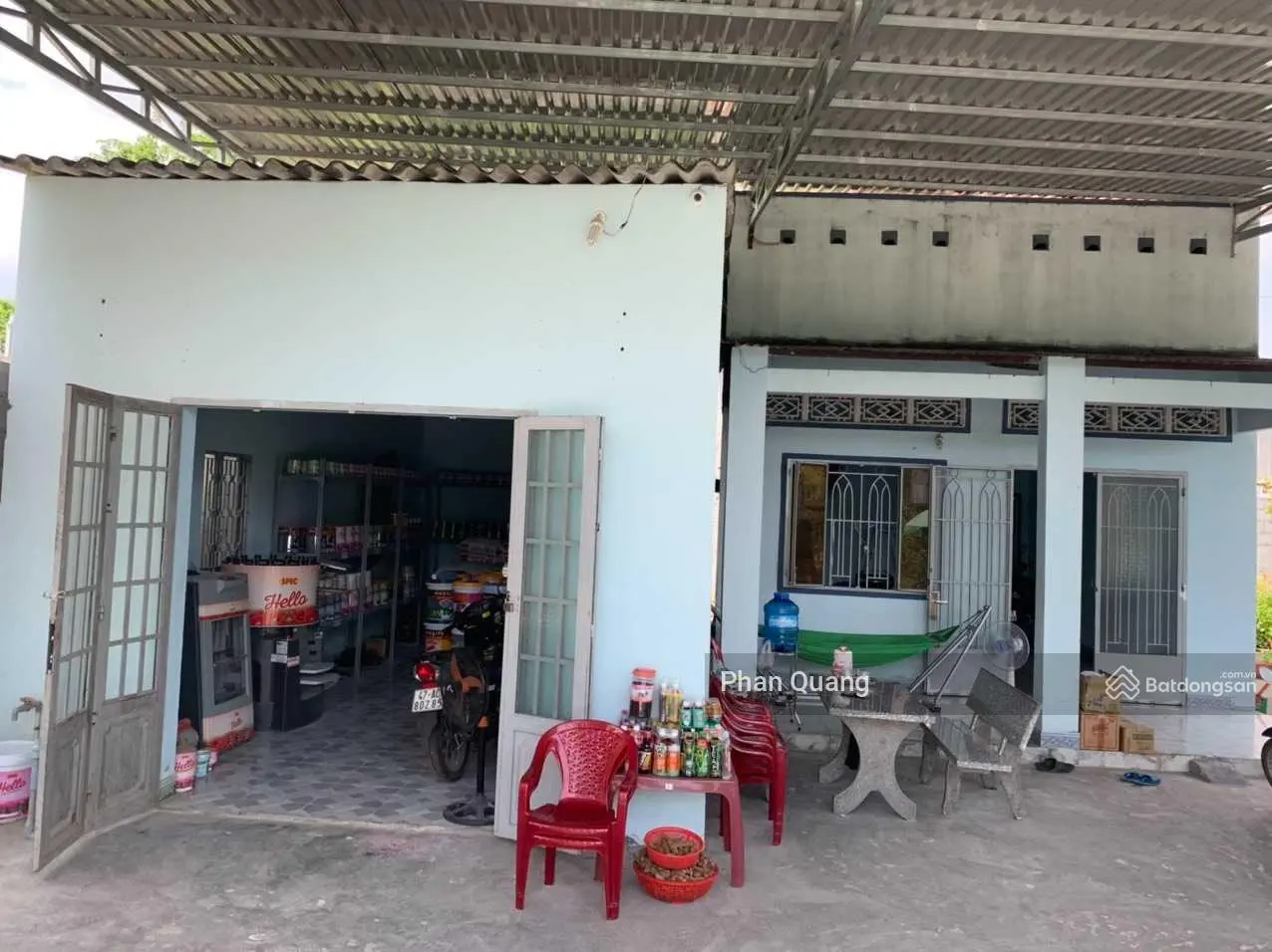 Bán dãy trọ 1 Ki - ốt + 9P ngay cổng KCN Trảng Bàng, 200m2 sổ hồng riêng