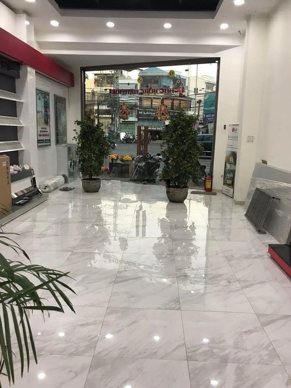 Hạ giá 1 tỷ bán nhanh bán nhà 5 tầng MT Lê Hồng Phong, gần Coopmart Nha Trang