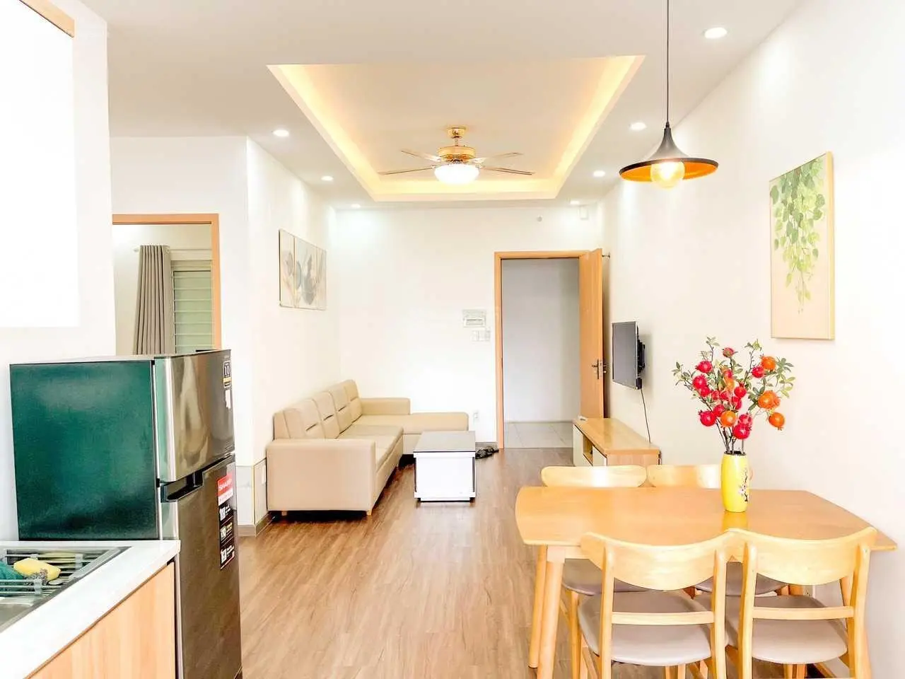 Bán gấp căn hộ 58,8m2 full nội thất 2 phòng ngủ giá chỉ 1.62 tỷ