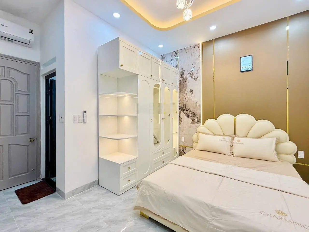 Đi nước ngoài bán gấp 2.12tỷ nhà nguyễn đình chiểu q3 54m2 tặng nội thất dọn vào ở ngay đc