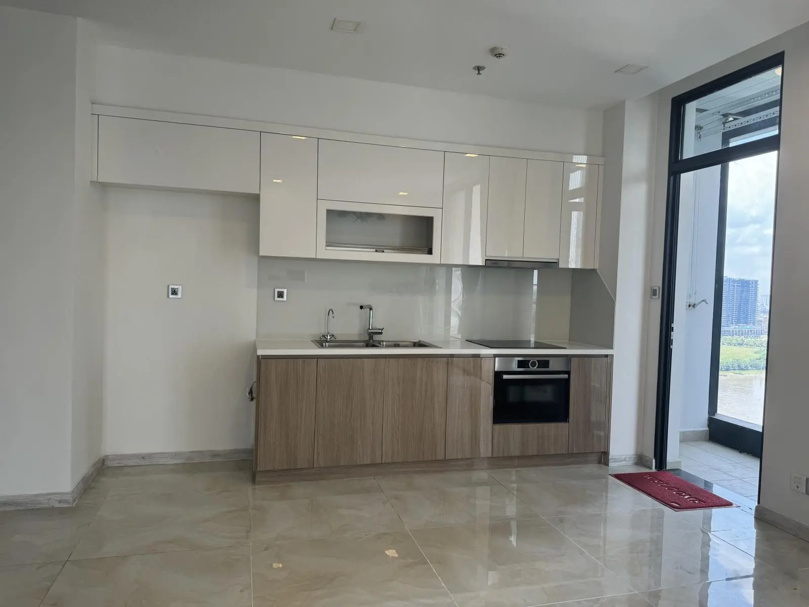Bán căn hộ 3PN Vin Bason, căn góc 110m2 giá chỉ 16.4 tỷ view sông mát mẻ, thương lượng chính chủ