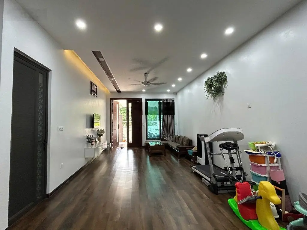 Giáp Hải - Đông Dư 3 tầng 60m2, gần trục chính - nhà đẹp ở luôn MT 5,1m - cạnh 379 đi Ecopark