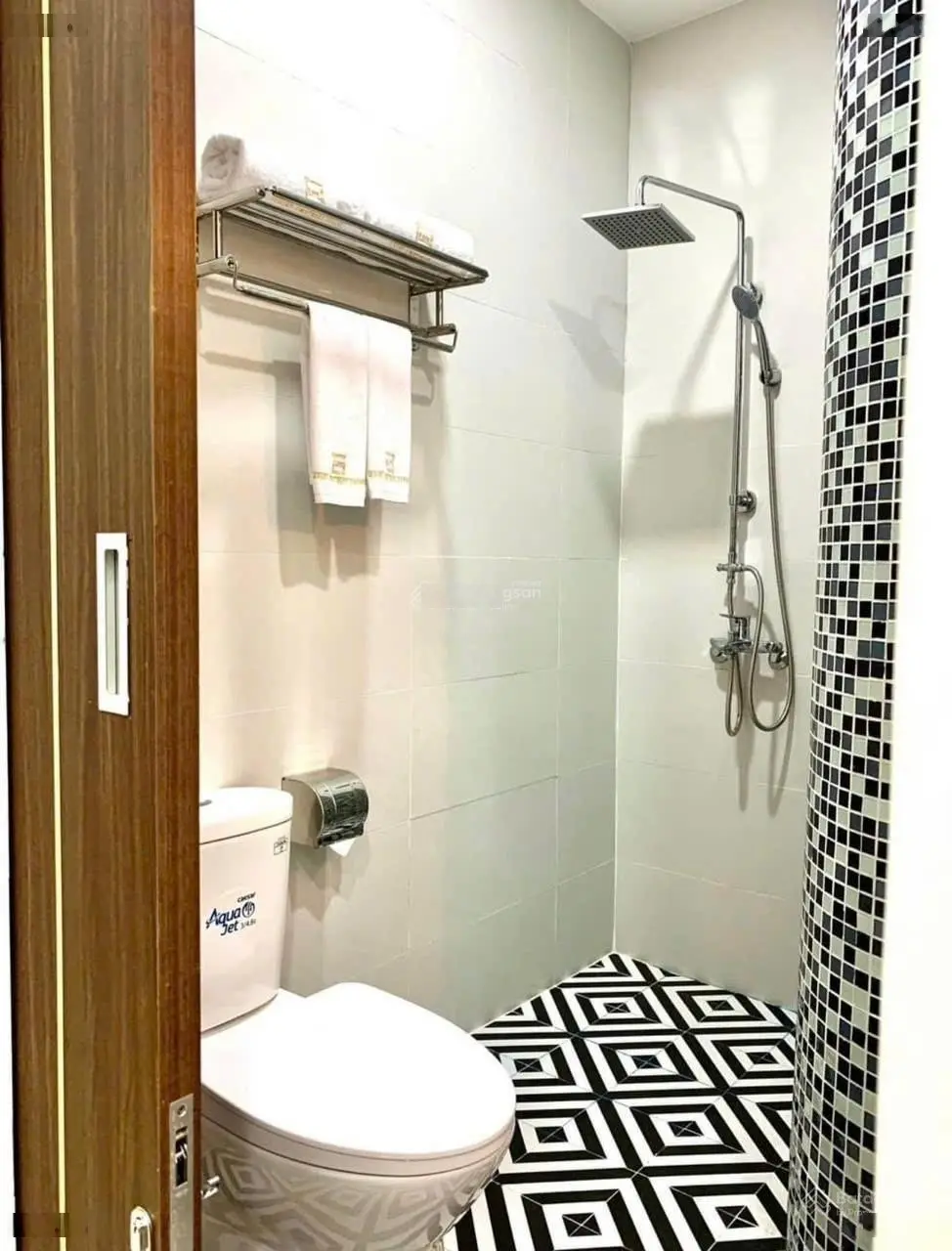 Bán tòa căn hộ 6 tầng MT Dương Trí Trạch khu biển Phạm Văn Đồng giá rẻ