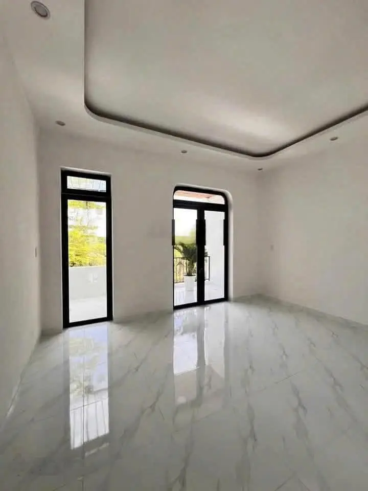Bán nhà mặt phố tại Thuận Giao, 1 trệt 1 lầu, 65m2, view đẹp, pháp lý đầy đủ