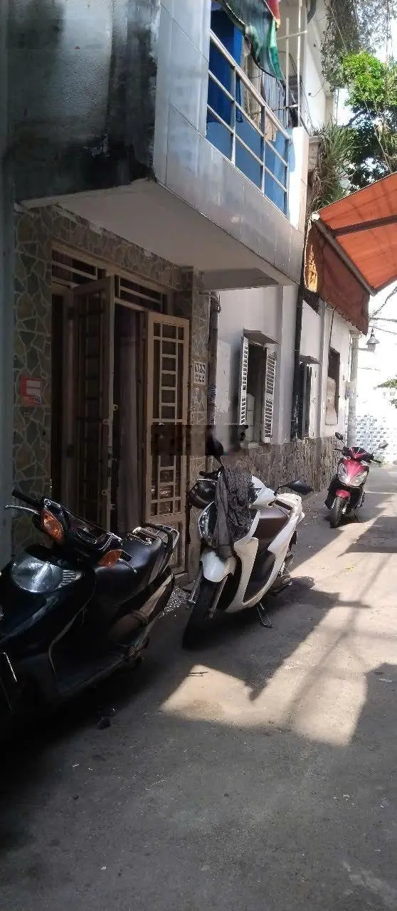 Bán nhà ni sư huỳnh liên phường 10 tân bình 3pn hẻm 4 mét gần mặt tiền nhỉnh 3 tỷ.