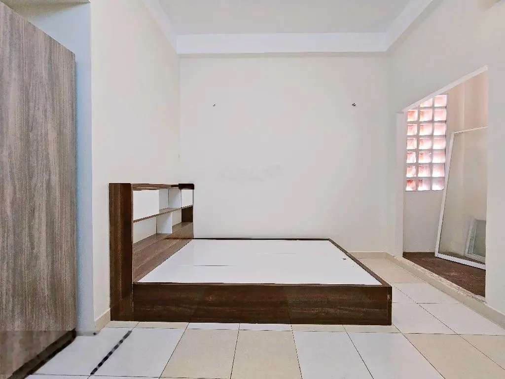 Chủ cần bán gấp nhà đường 3/2, quận 10