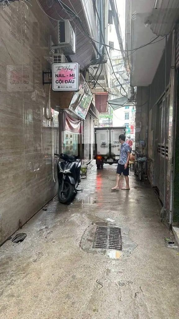Bán nhà Xuân Phương, 54m2. Gần trường Đại Học Công Nghiệp Nhổn, ô tô con qua cửa, giá: 6,8 tỷ