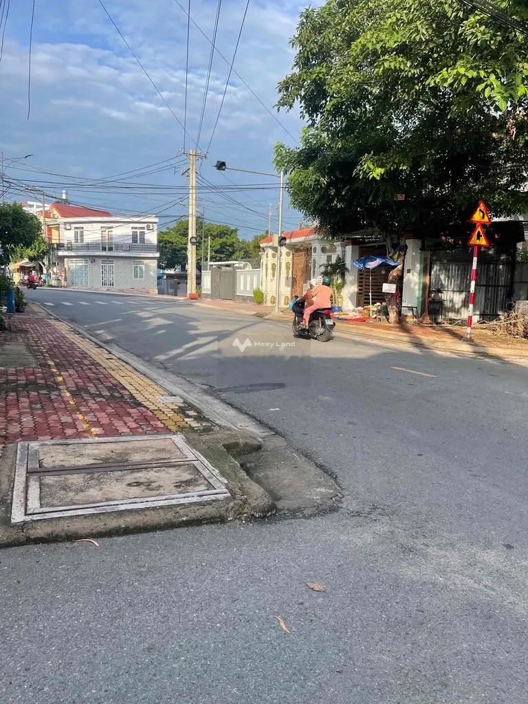 Bán lô đất gần trường tiểu học TRẦN QUỐC TOẢN