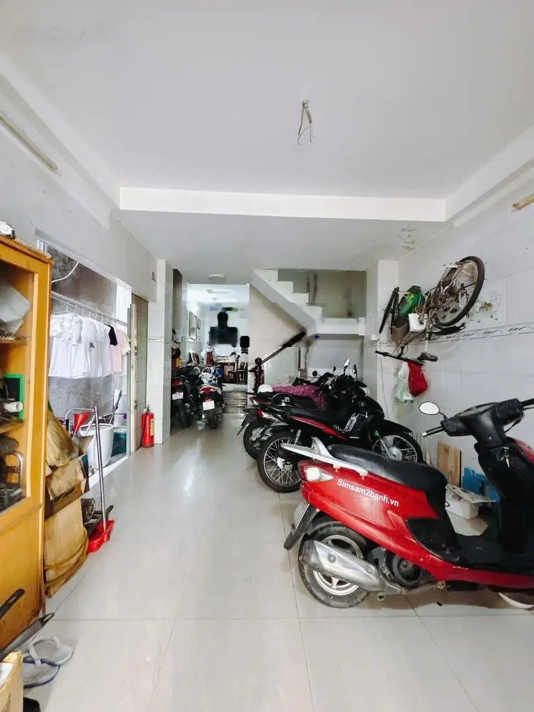 Bán nhà Quận 4, Tôn Thất Thuyết HXH quay đầu ,DT:4x15 nở hậu 5m,5 tầng.Giá:12,5 Tỷ.LH:0937577198