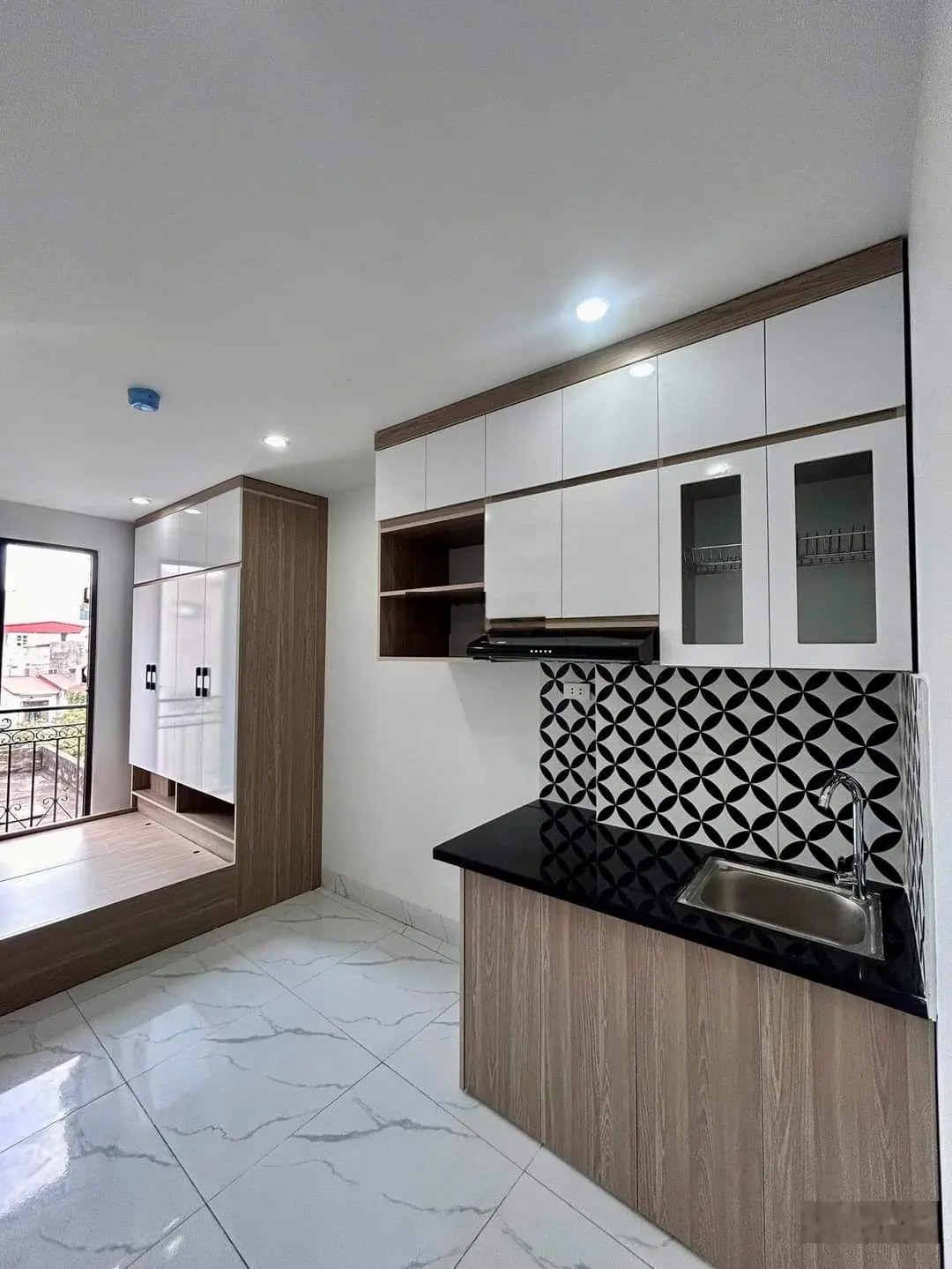 Bán CHDV Trần Cung 66m2 x 6 tầng lô góc 15P,kk,full nội thất cực thoáng GPXD, PCCC tiêu chuẩn