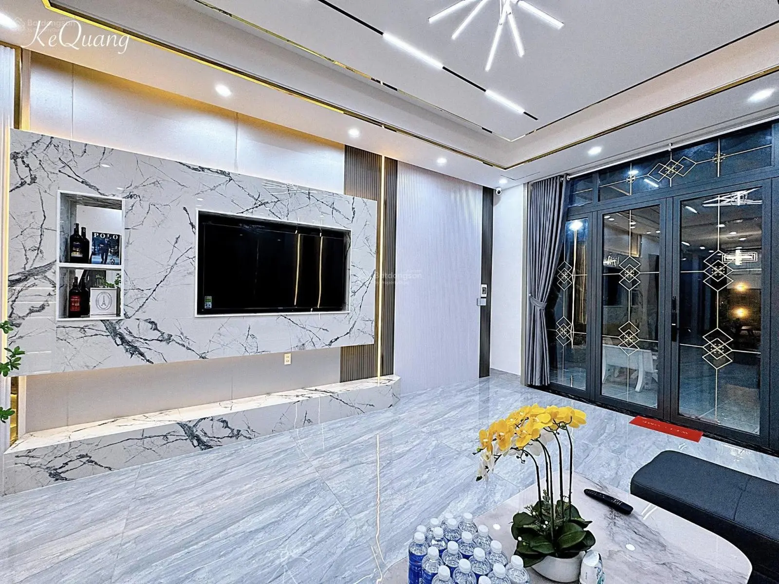 Chỉ 1 Tỷ XX Sở Hữu Ngay Căn Nhà 1 Trệt 1 Lầu Siêu Đẹp Ngay TT.TP Thủ Dầu Một diện tích 5X25