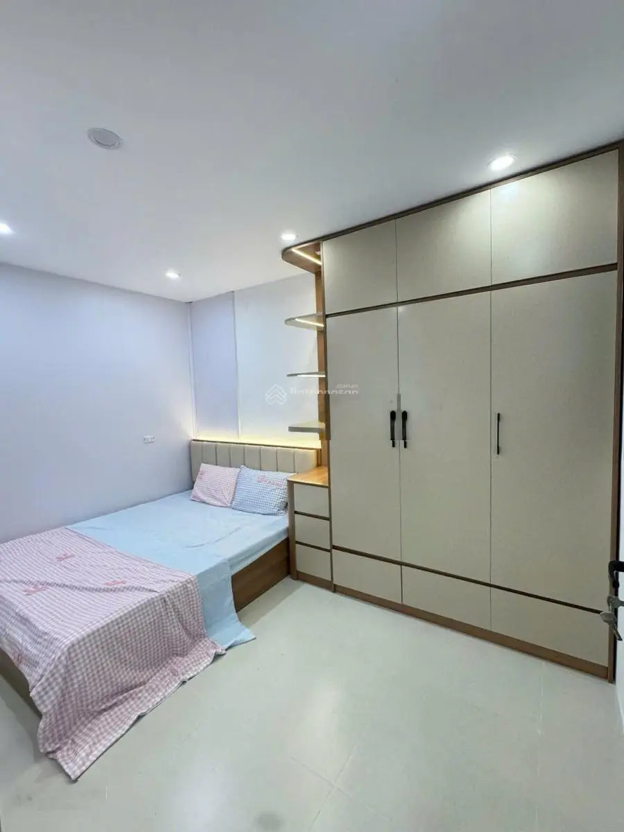 120 m2 tập thể tầng 2 Đống Đa vị trí đẹp - diện tích rộng - 4 ngủ đủ đồ mới xây - phố Tôn Đức Thắng