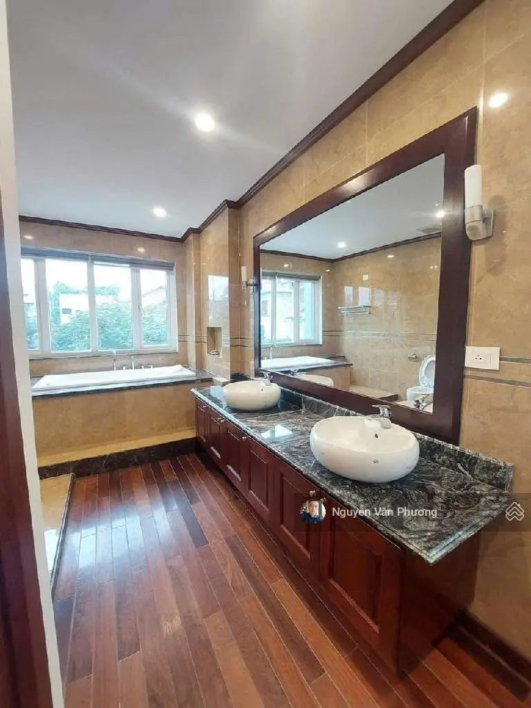 Cực Kỳ Hiếm Nhỉnh 14 Tỷ Nhà Phố KD Mặt Tiền Gần 6m 9 tầng T.Máy View Công Viên Vỉa Hè 6m dt 600tr/n