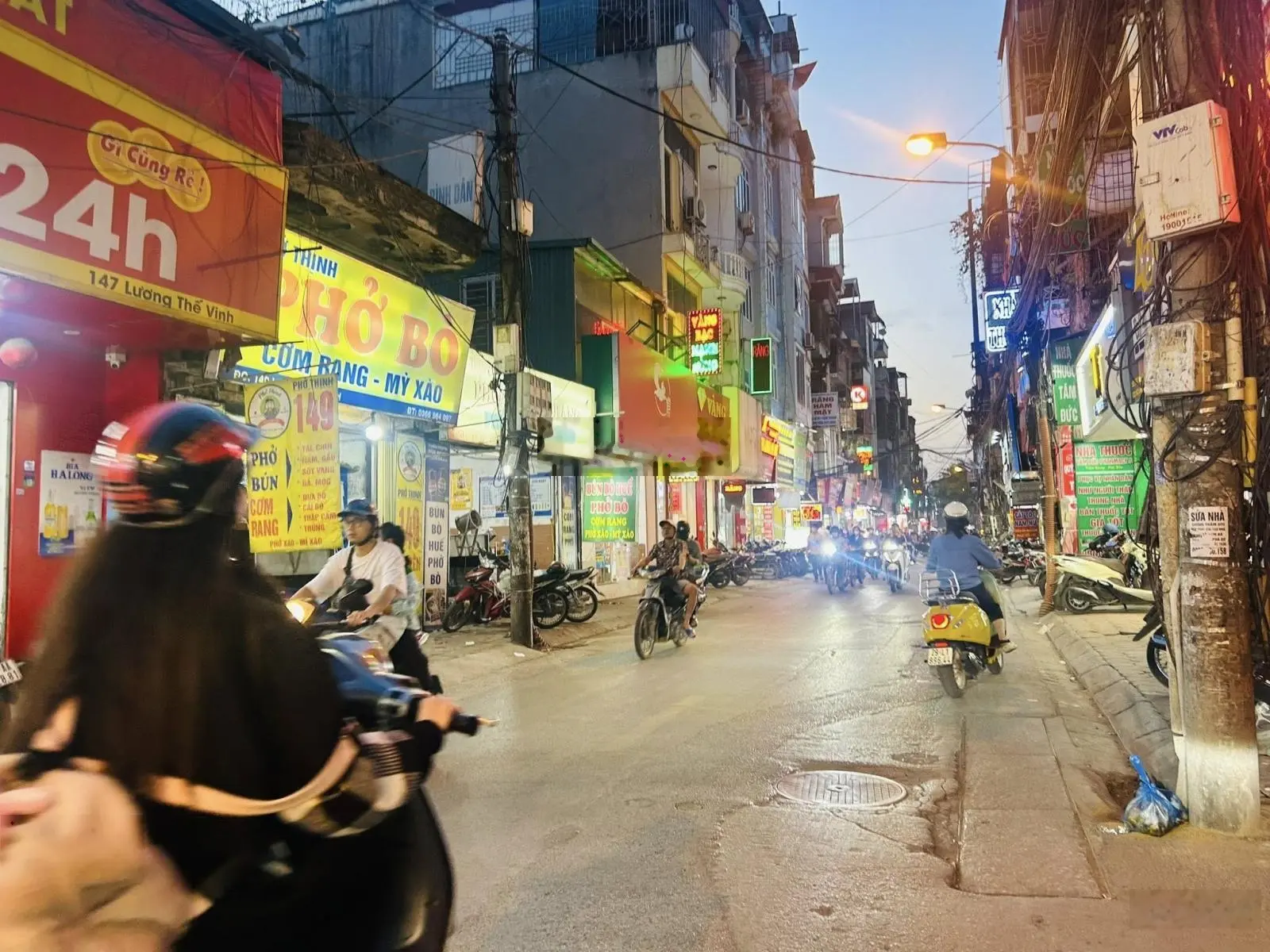 Bán nhà riêng tại Phùng Khoang, Nam Từ Liêm, 21 tỷ VND, 92m2, 3 tầng, pháp lý đầy đủ