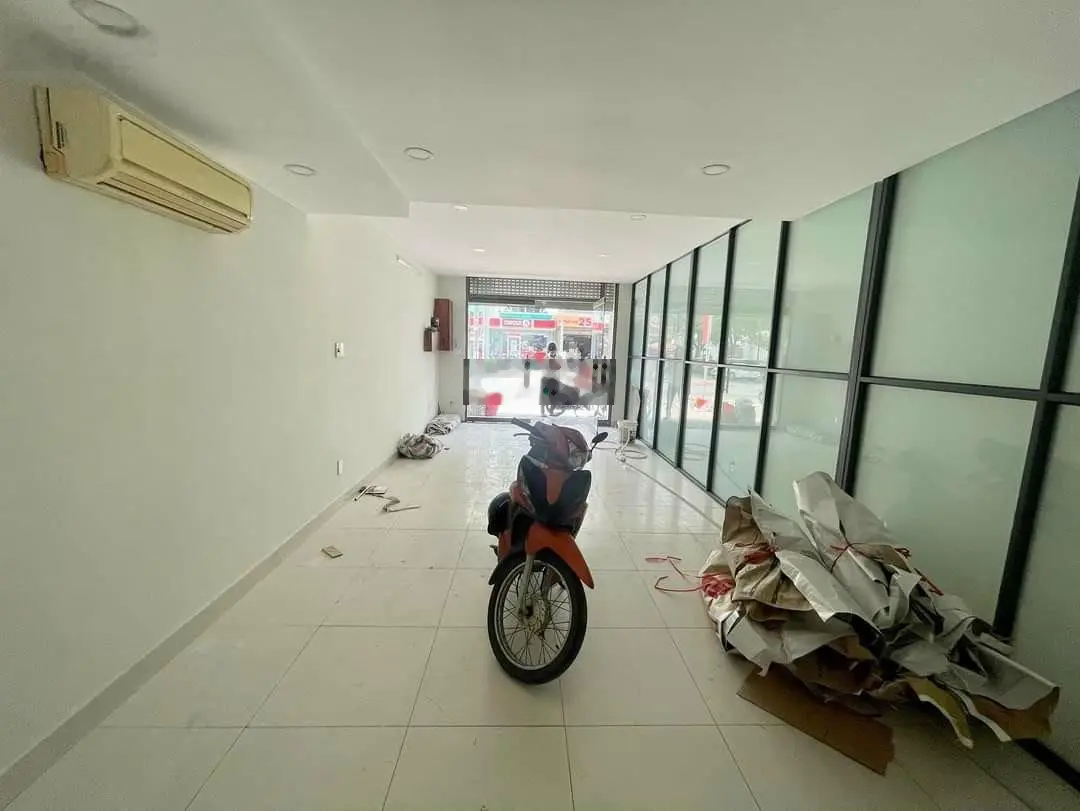 Bán mặt tiền Trần Trọng Cung giá 23,5 tỷ - DT: 5 x 24 m2, Trệt + 3 lầu. LH: 0902781375