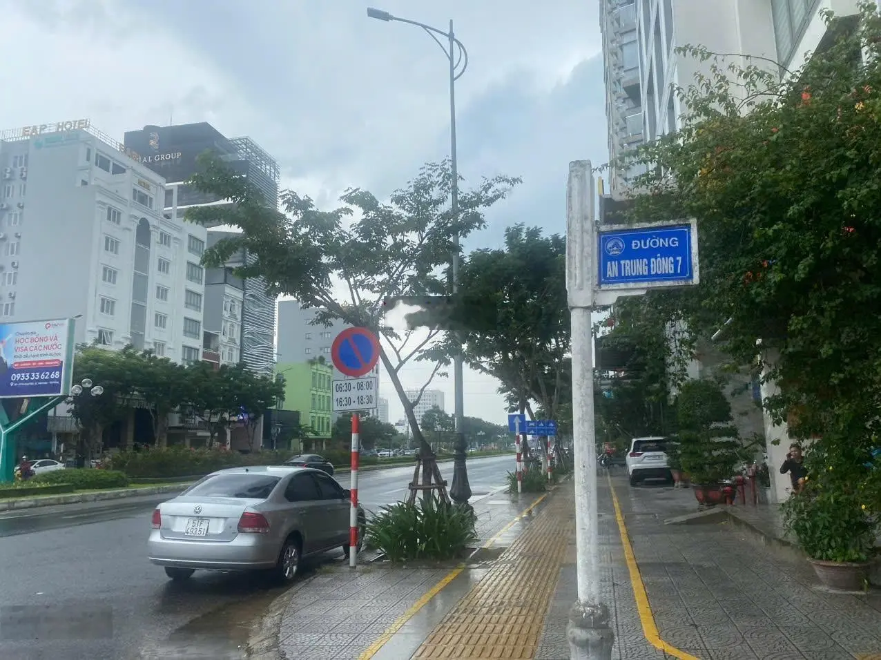 Bán nhà sát Võ Văn Kiệt, 61m2 ngang 8m, ô tô đậu đỗ, TT Sơn Trà, chỉ 4 tỷ