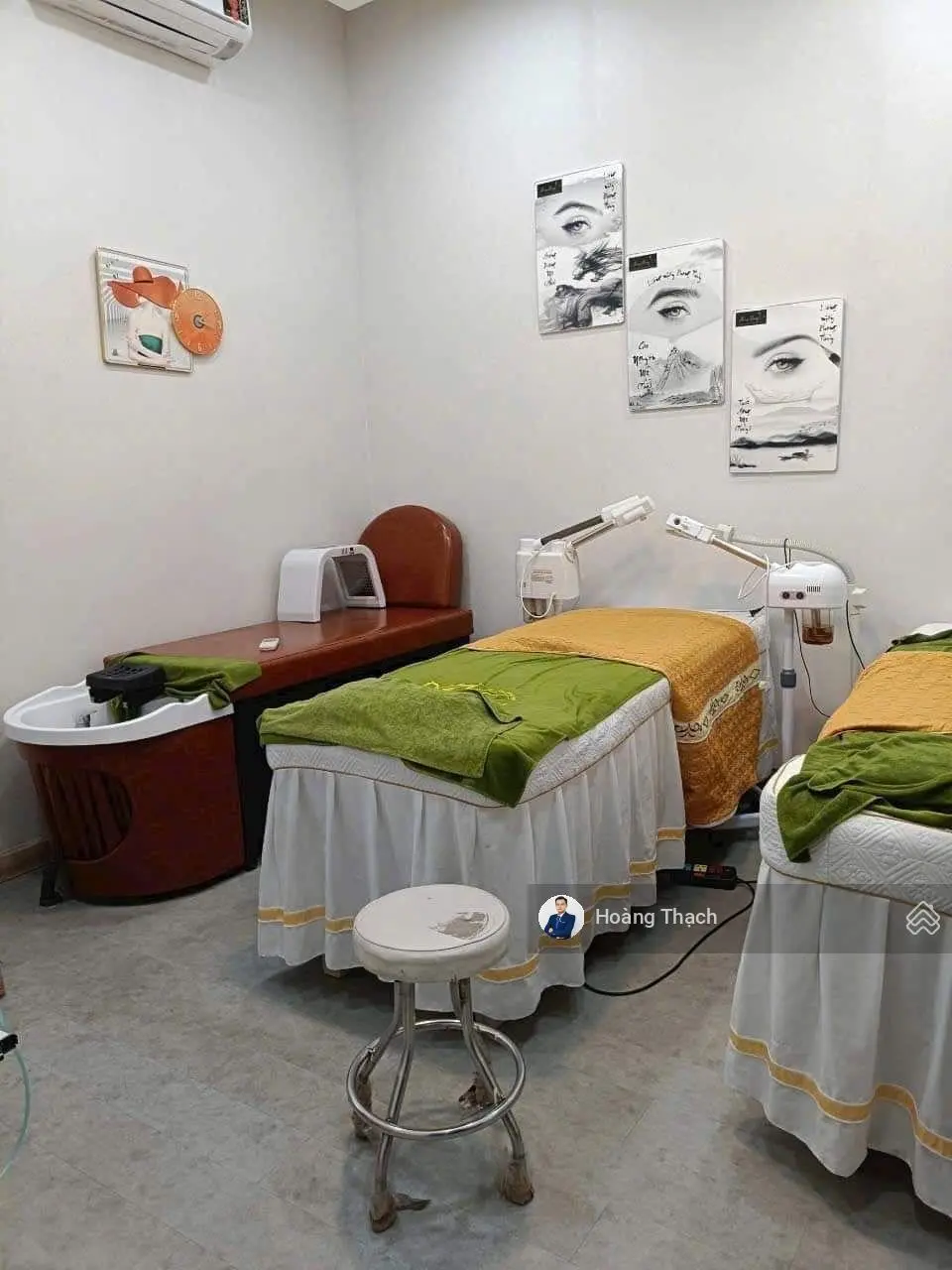 Bán nhà 1 trệt 1 lầu + trên có sân thượng gần chợ Dĩ An 1 đang kinh doanh spa