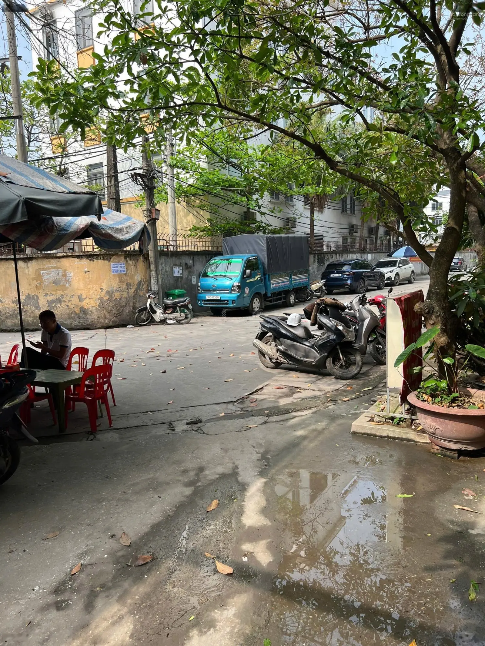 Bán nhà đẹp thang máy khu dân trí cao