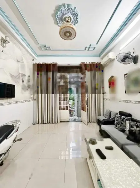 Nhà sổ hồng,full thổ cư, đường 6m, 2 lầu 3 phòng ngủ 1 phòng thờ, 2bancol, NH hỗ trợ 80%, HH 1%MG