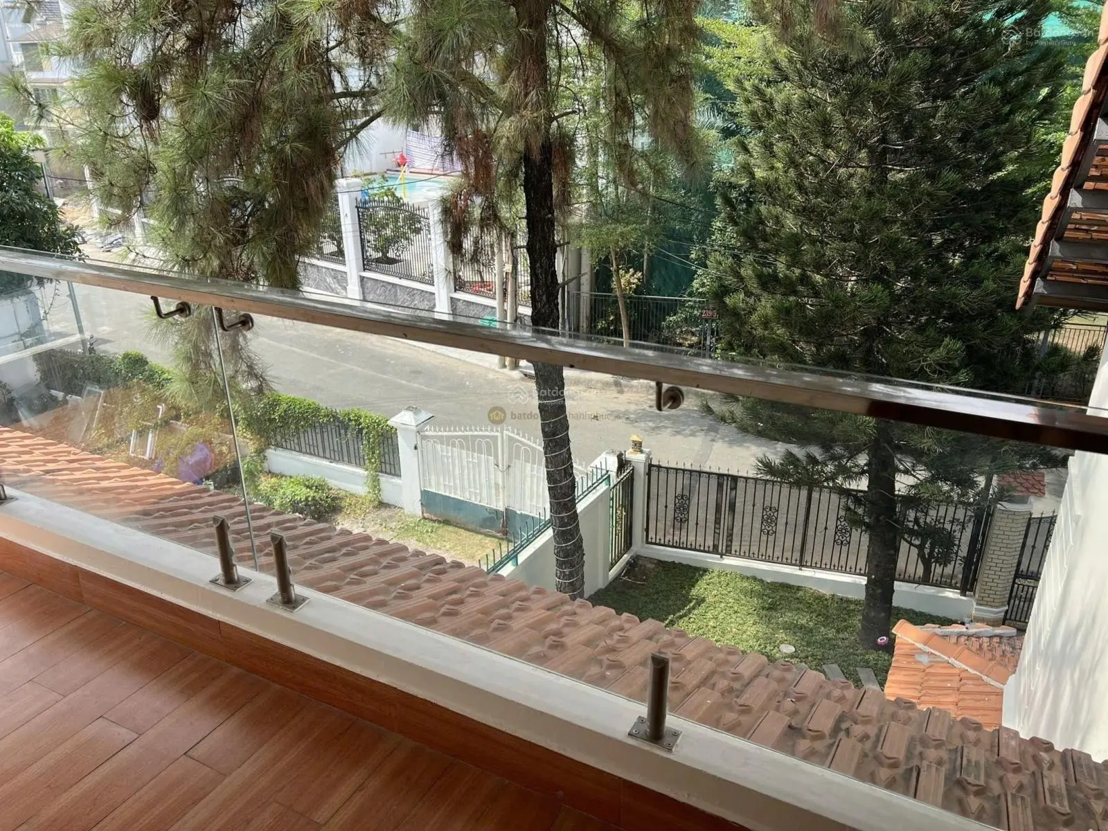 Siêu hiếm! Bán biệt thự compound mặt sông Giồng Ông Tố, DT 2755m2 - 0909 924 ***
