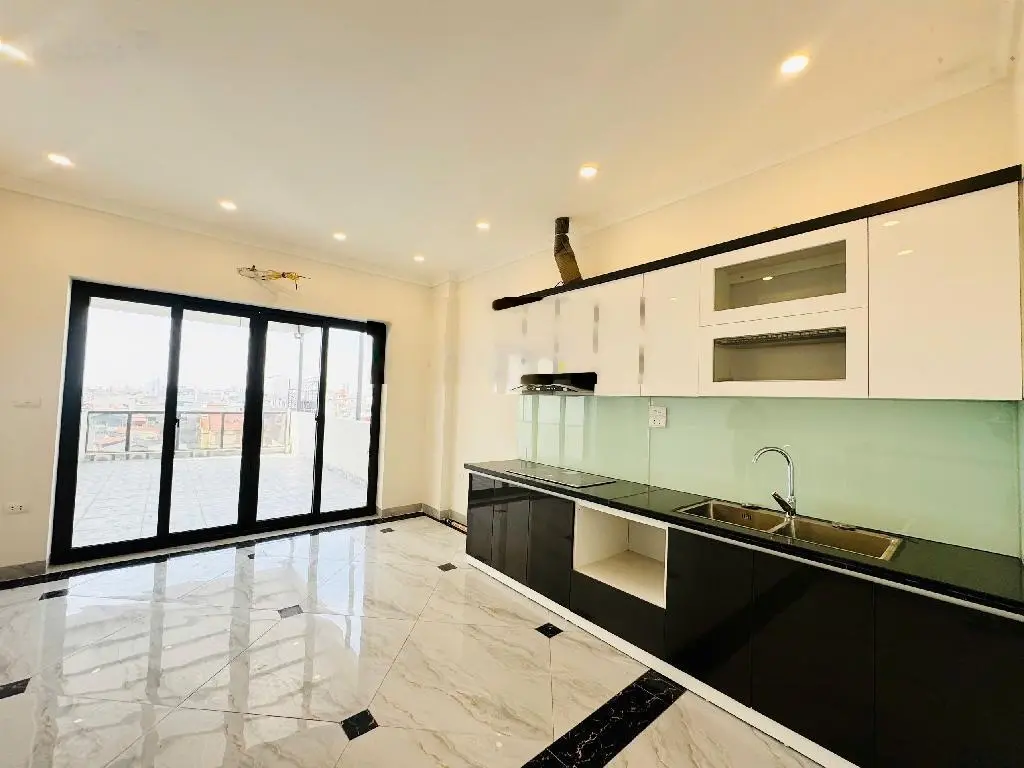 *Mặt Phố* Đàm Quang Trung*5 tầng Kinh doanh - Xe Cộ tấp nập ngày đêm 52,7m +MT 5,7m