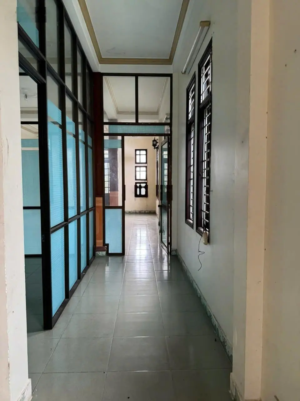 Bán Đất Tặng Nhà Tầng Mặt Tiền Hùng Vương, diện tích khủng phù hợp xây khách sạn