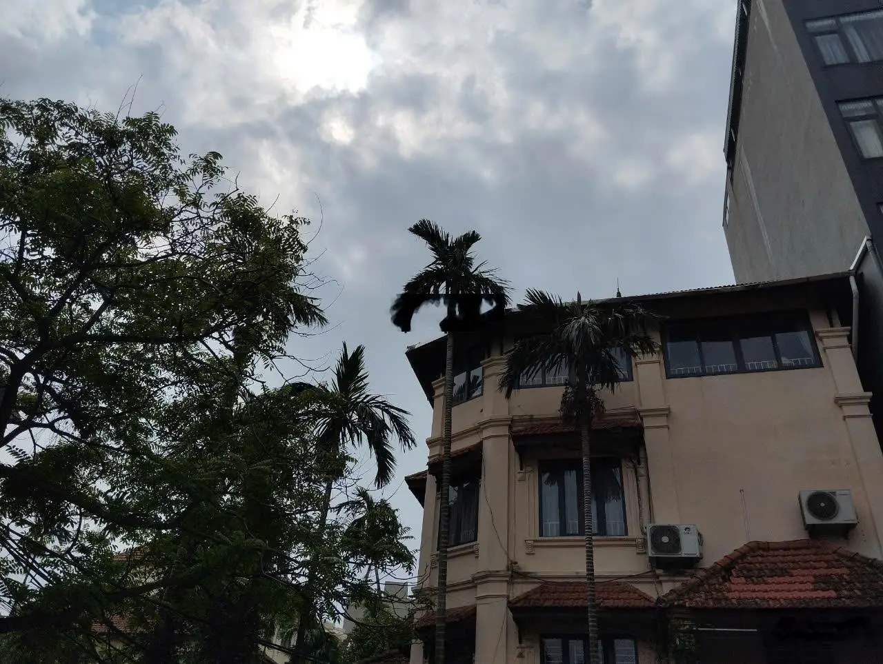 Chính chủ bán mảnh đất đẹp nhất phố Tô Ngọc Vân, ngõ víp nhất phố, oto tải vào, diện tích 242m2.