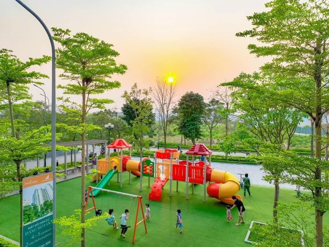 Bán căn góc 168m2 3PN 2VS tầng cao. Full đồ. Săn sổ lâu dài. Có slot oto. LH 0966 836 ***