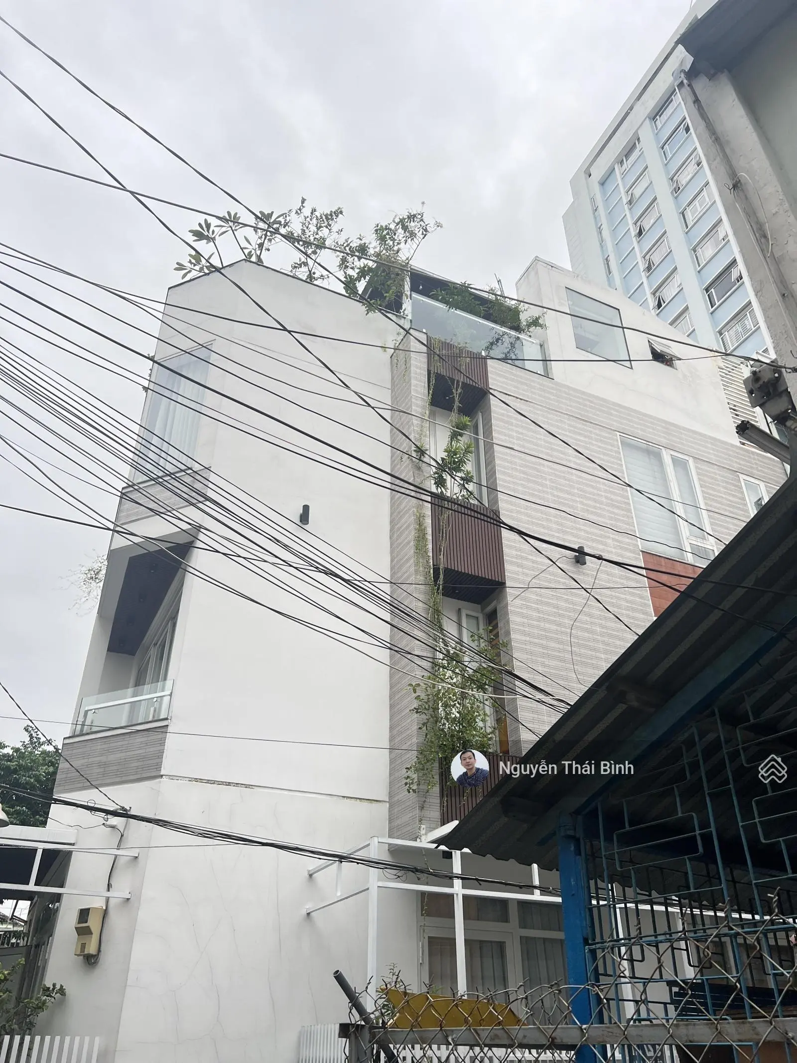 Bán nhà ngay BV Ung Bướu Gia Định - vị trí lô góc - 70m2 - khu dân trí cao tiện xây phòng khám KS
