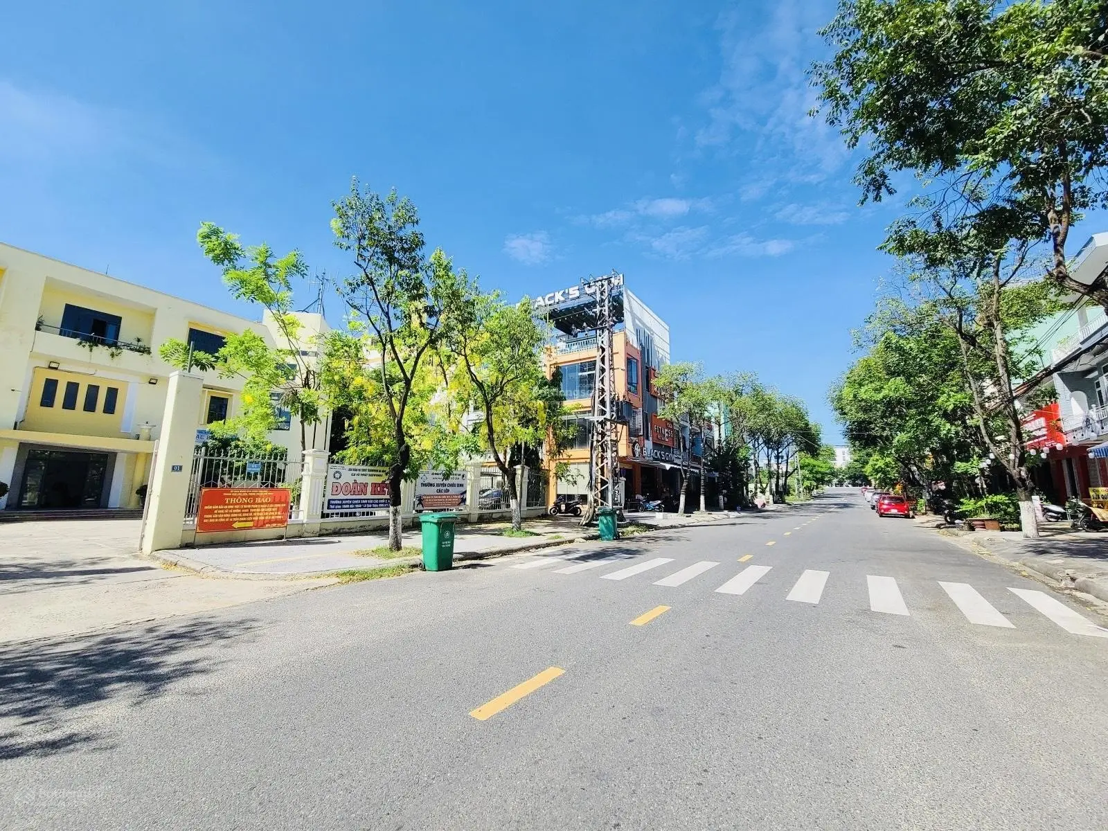 Ngang khủng 7,3m mặt tiền Trần Quang Khải ( 10,5m lề 9m) đối diện cổng euro villa giá 14 tỷ