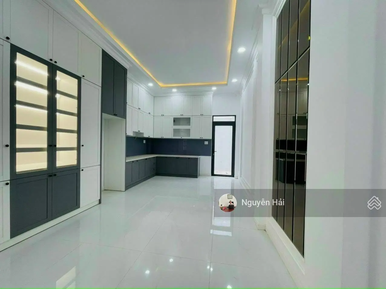 Bán nhà riêng nội thất đẹp Khu nhà ở cao cấp tại đường Thoại Ngọc Hầu Q. Tân Phú HCM