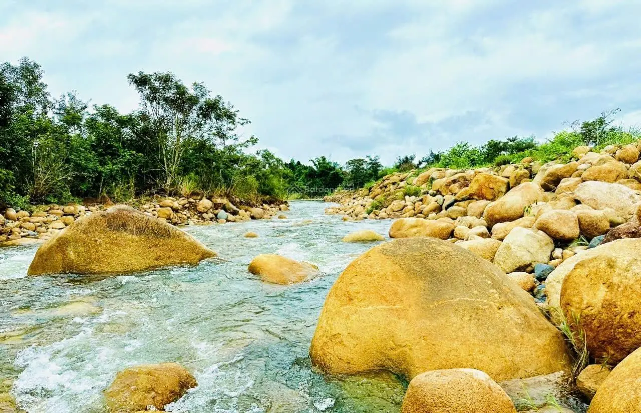 1km - suối Khánh Thượng phù hợp đất ở * bê tông ô tô vi vu