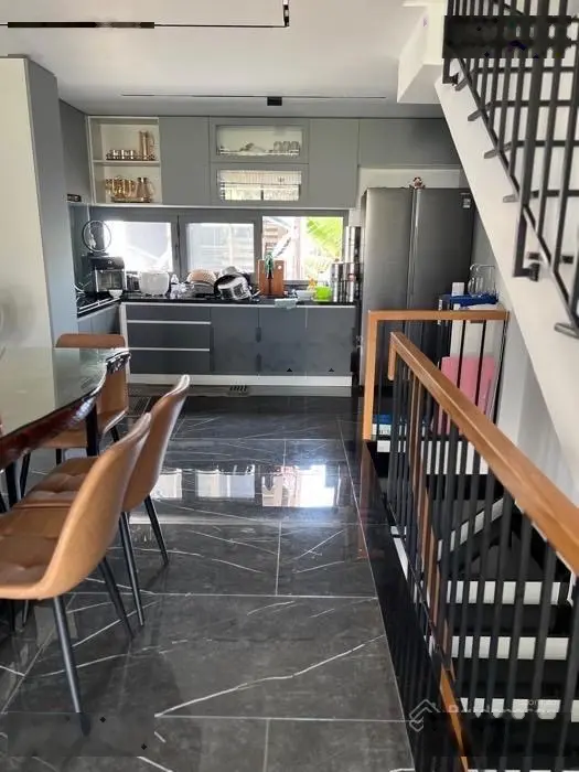 Nhà mới ở ngay sân xe hơi rộng full nội thất 1 tỷ đường Bưng Ông Thoàn, Phú Hữu, Thủ Đức