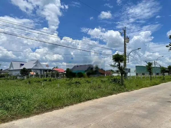 Cần bán 178m2 thổ cư, mặt tiền đường nguyễn thị bài, gần ql50, giá rẻ
