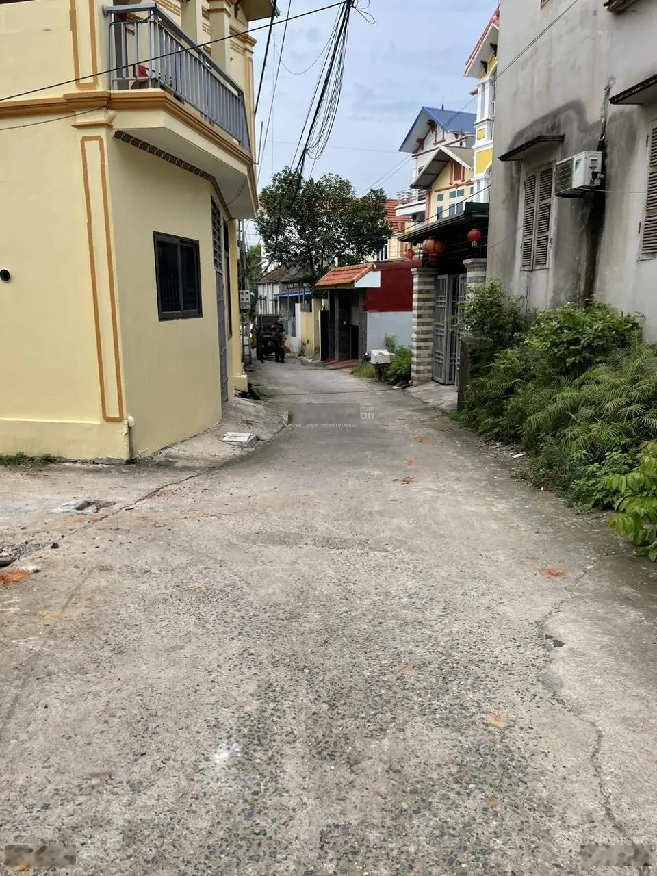 Bán lô đất căn góc, nhà 2 mặt tiền - đường ô tô đi thoải mái - full thổ cư chỉ còn 3 tỷ