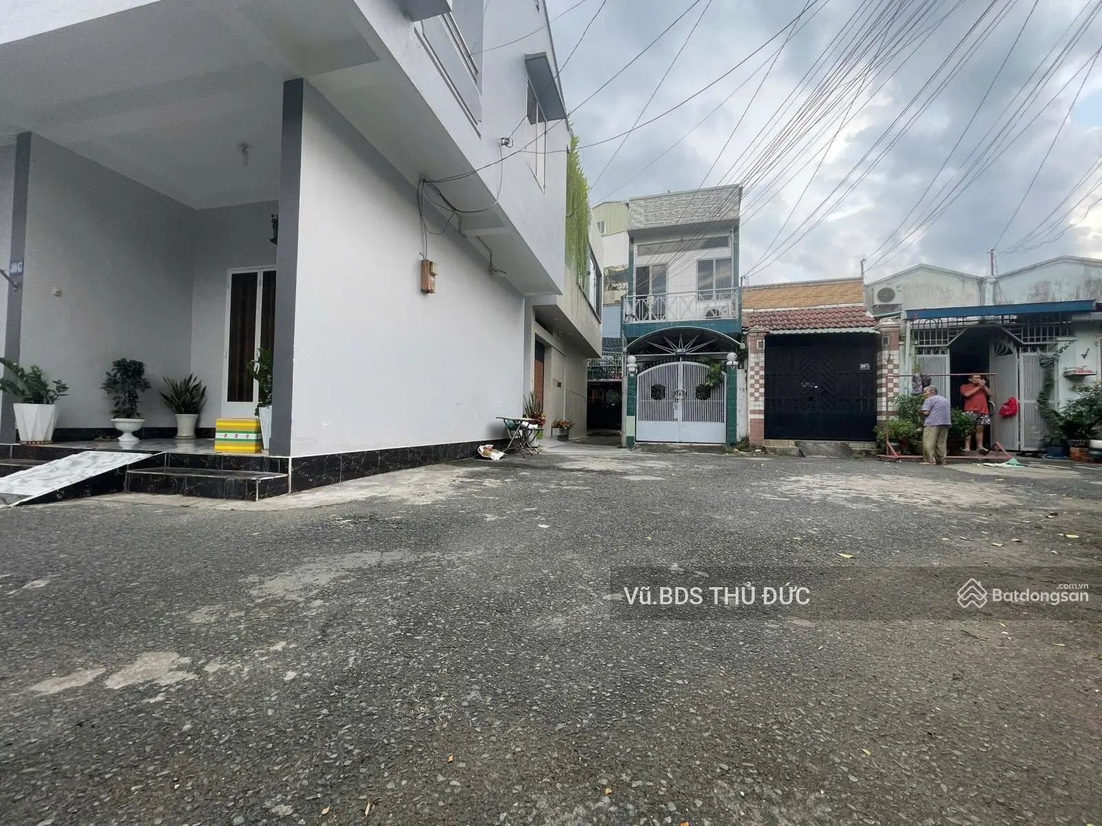 Nhà góc 2 mặt tiền hẻm nhựa 6m oto quay đầu Linh Chiểu ngay Võ Văn Ngân Thủ Đức 6,4x10,4 giá 6tỷ TL
