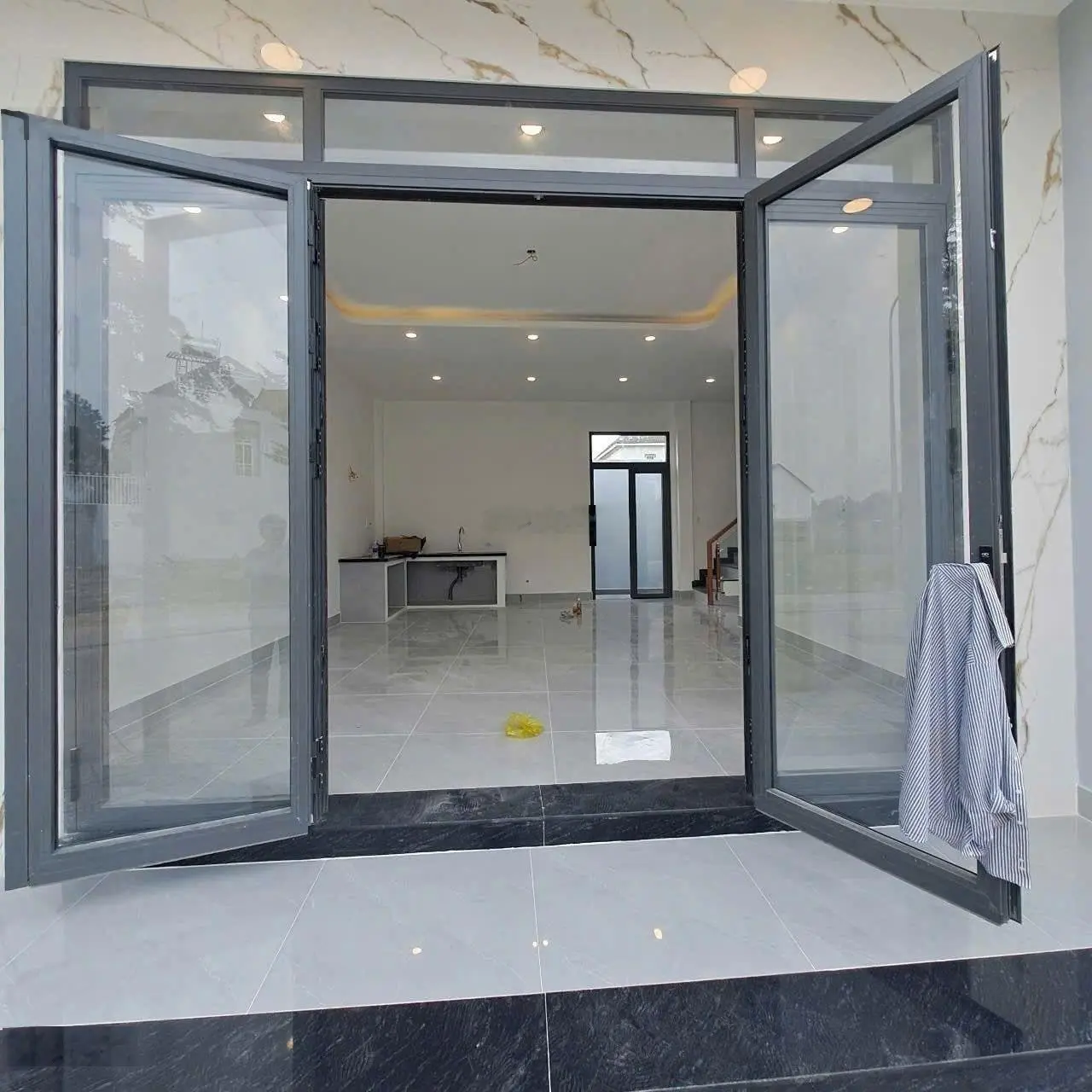 Nhà mới 1 trệt 1 lầu DT sử dụng 136m2 SHR hoàn công đủ Đường Tỉnh lộ 2, Tân Phú Trung giá 2 tỷ 7